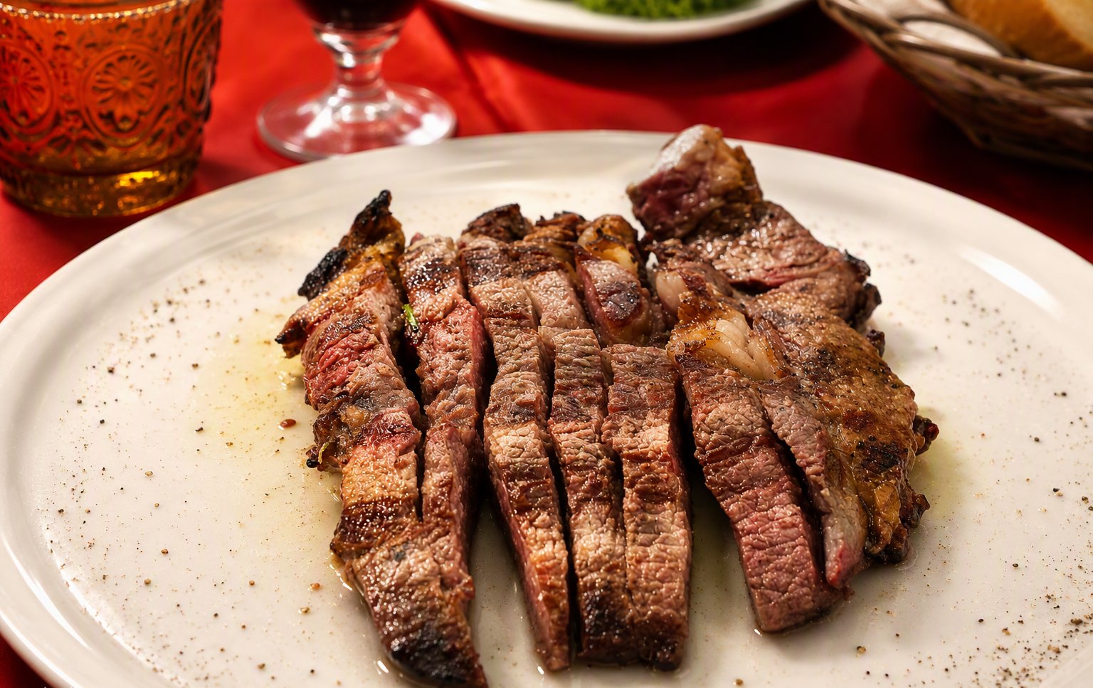 Tagliata di manzo al pepe